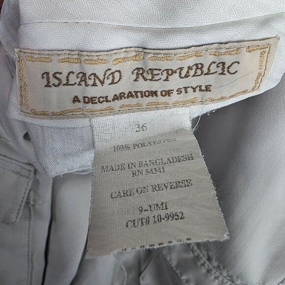 Mens Island Republic Beige Cargo Shorts 100% Polyester 10" Inseam Size 36 - Picture 3 of 9